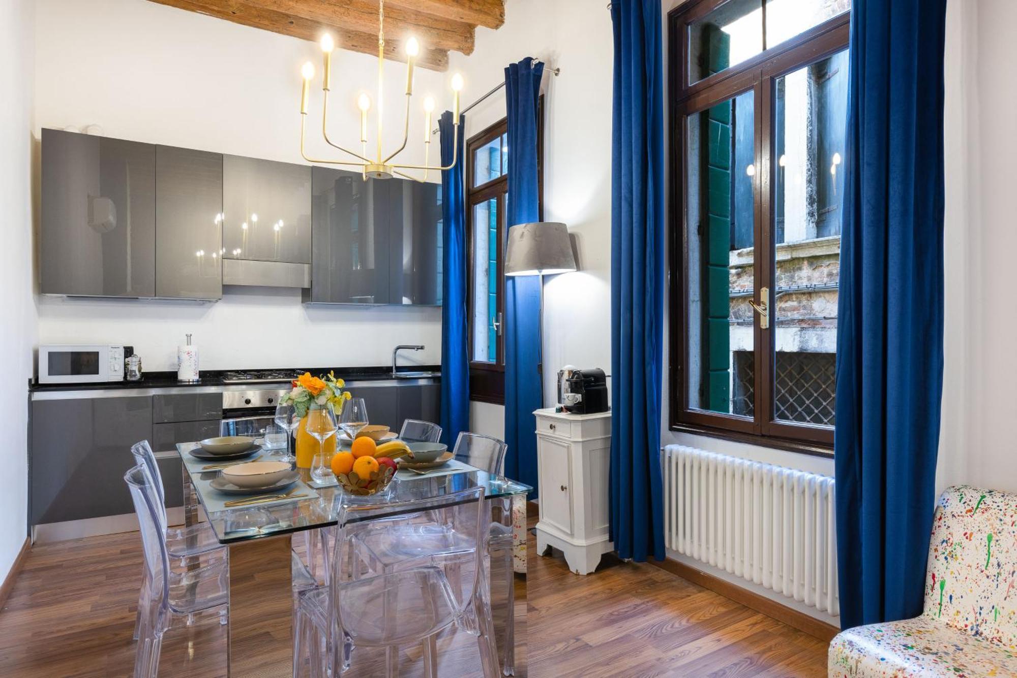 Blue Venetian House 아파트 외부 사진